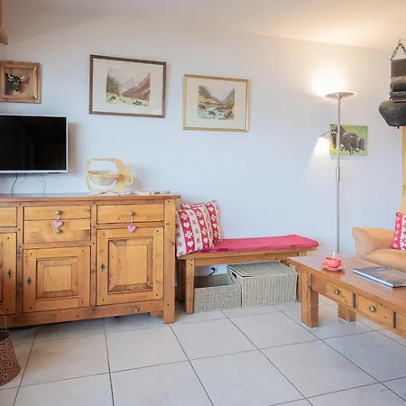 Fenestral 302 By Interhome Daire